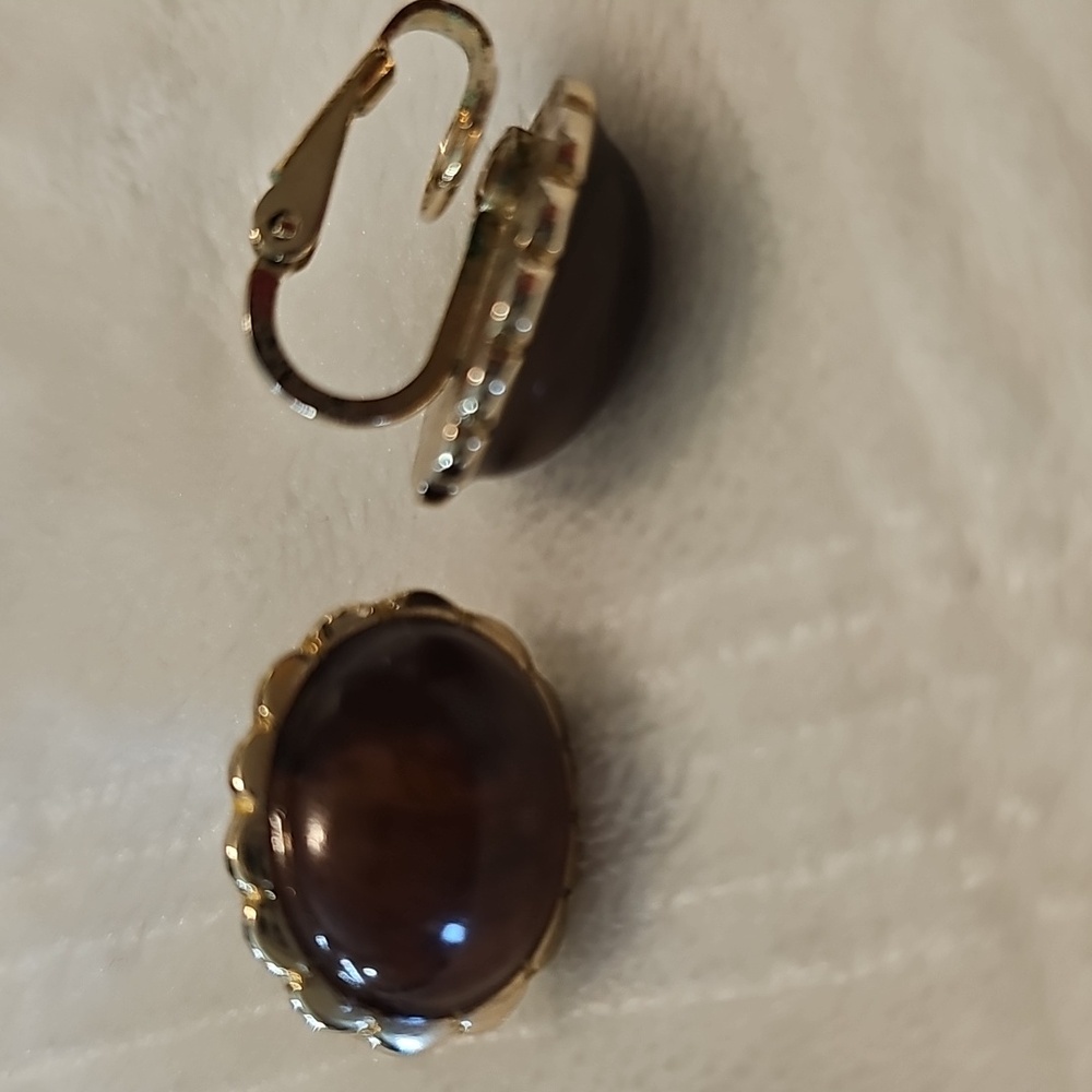 Avon Vintage Faux Amver Clip Goldtone Earrings